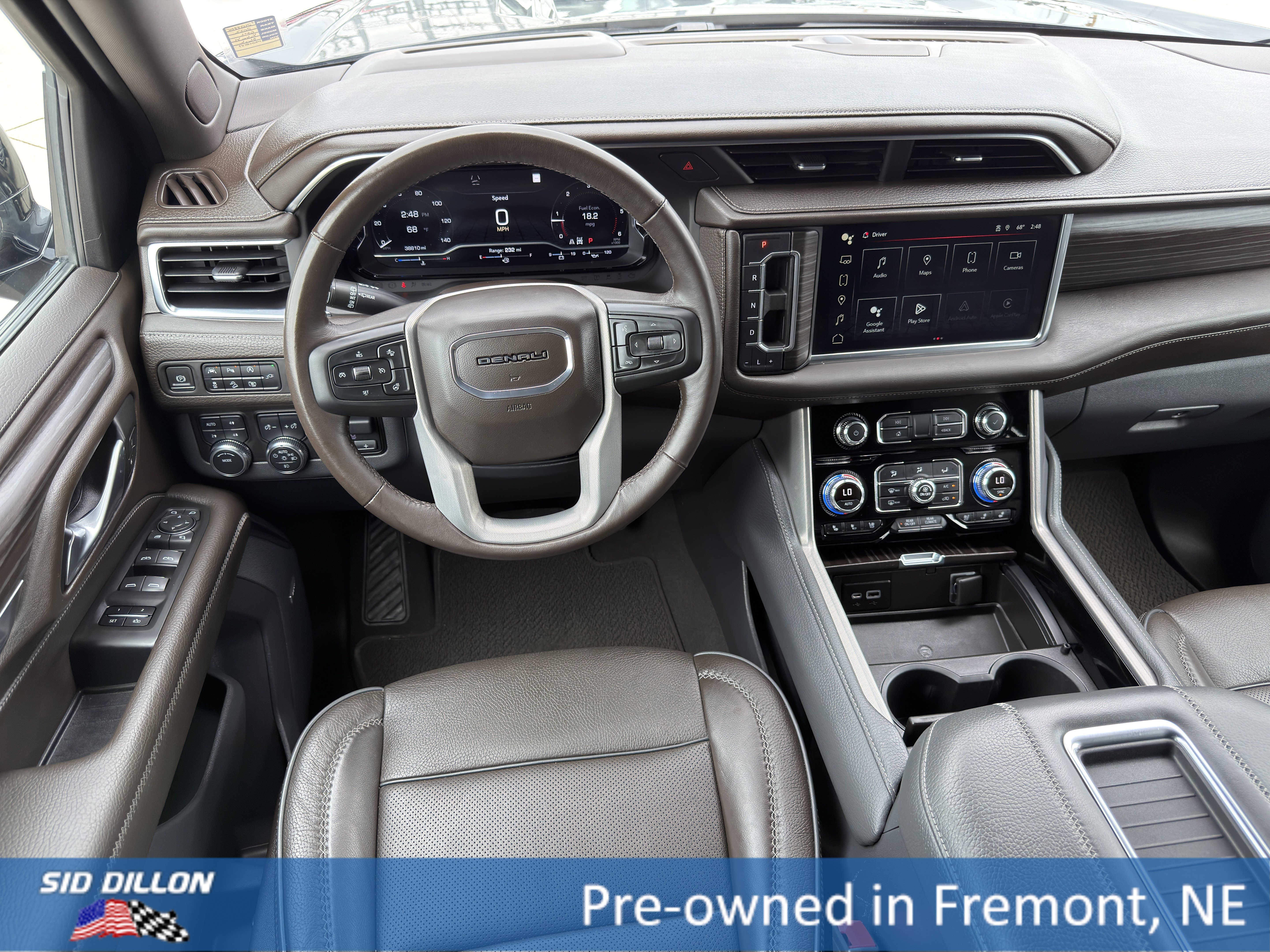 Used 2022 Onyx Black GMC Denali image 10