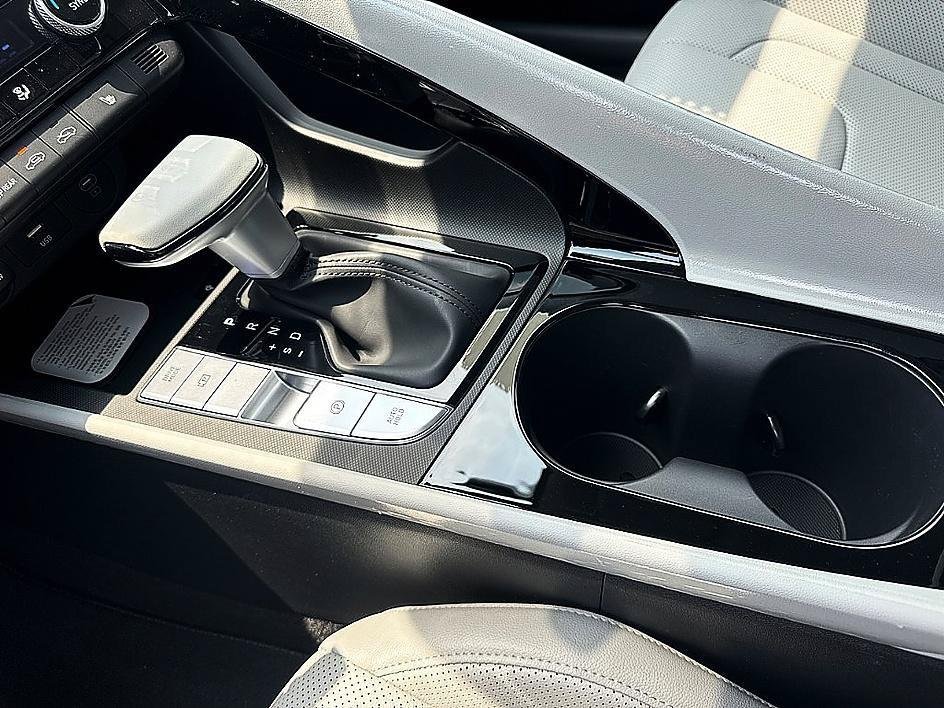 New 2026 Abyss Black Hyundai Limited image 28