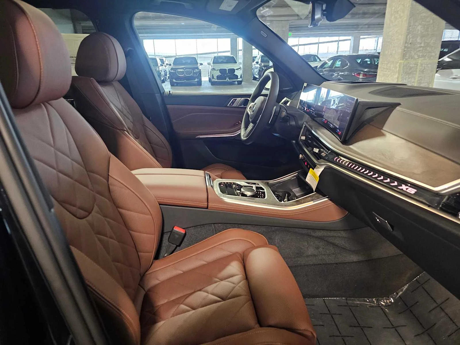 New 2026 Black Sapphire Metallic BMW xDrive40i image 41