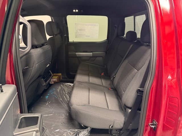New 2026 Ruby Red Metallic Tinted Clearcoat Ford XLT image 19