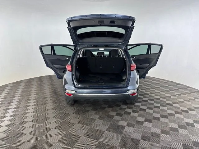 Used 2022 Blue Kia LX image 17