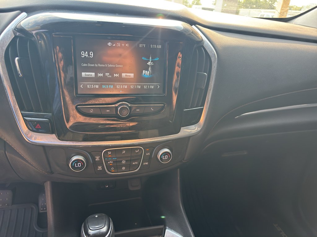 Used 2018 Mosaic Black Metallic Chevrolet LS image 3