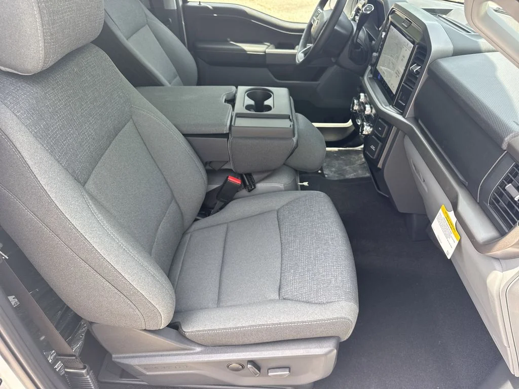 New 2026 White Ford XLT image 13