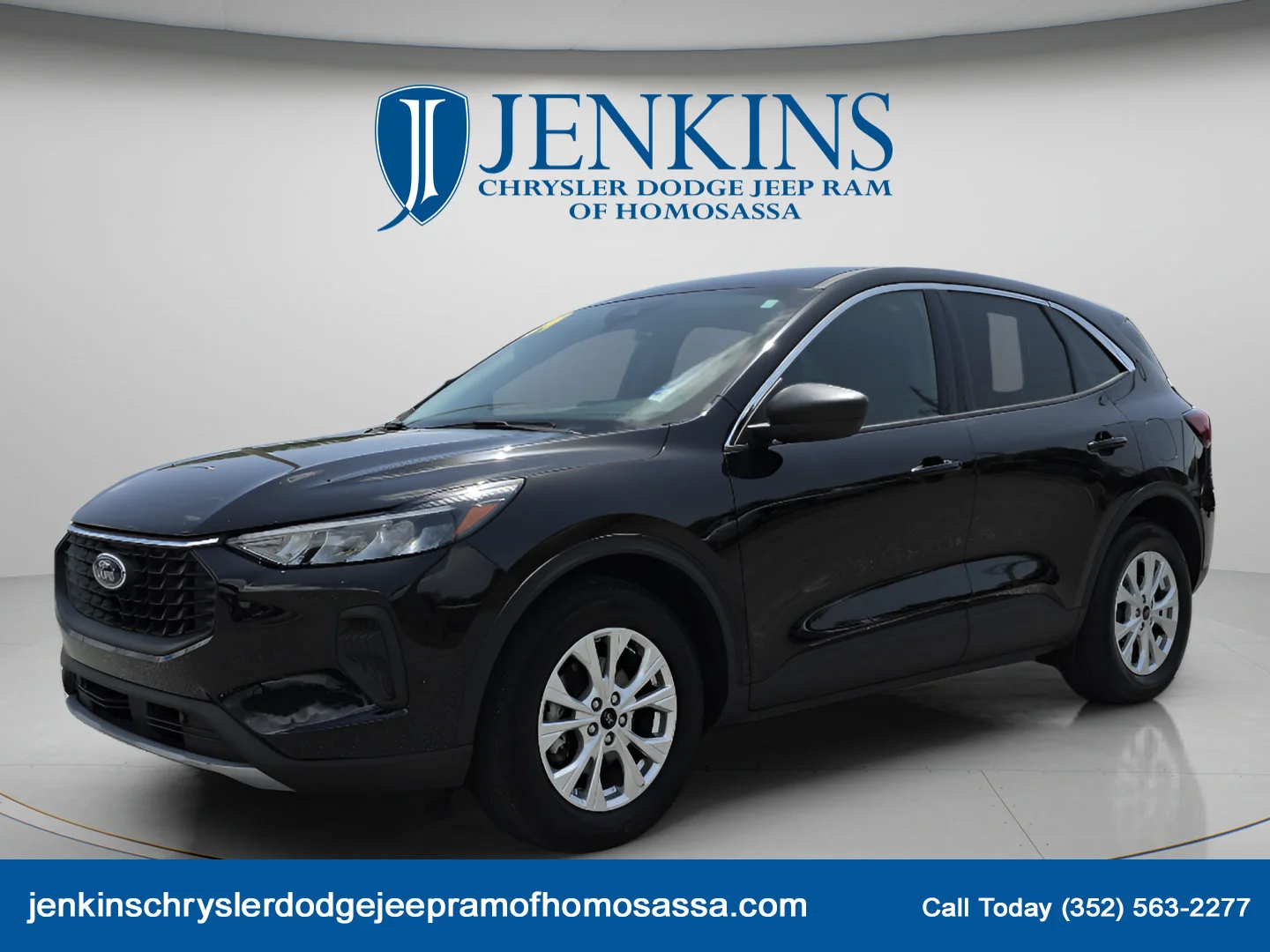 Used 2024 Agate Black Metallic Ford Active image 10