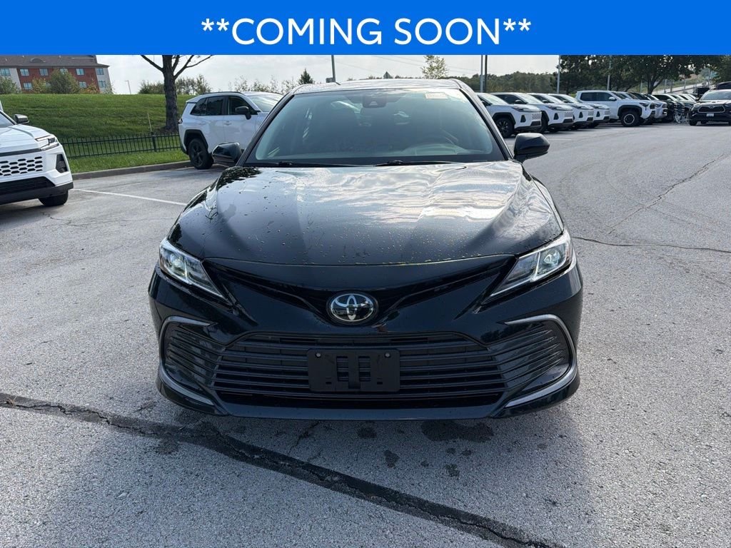 Used 2022 Toyota Camry LE with VIN 4T1C11BK5NU065484 for sale in Kansas City