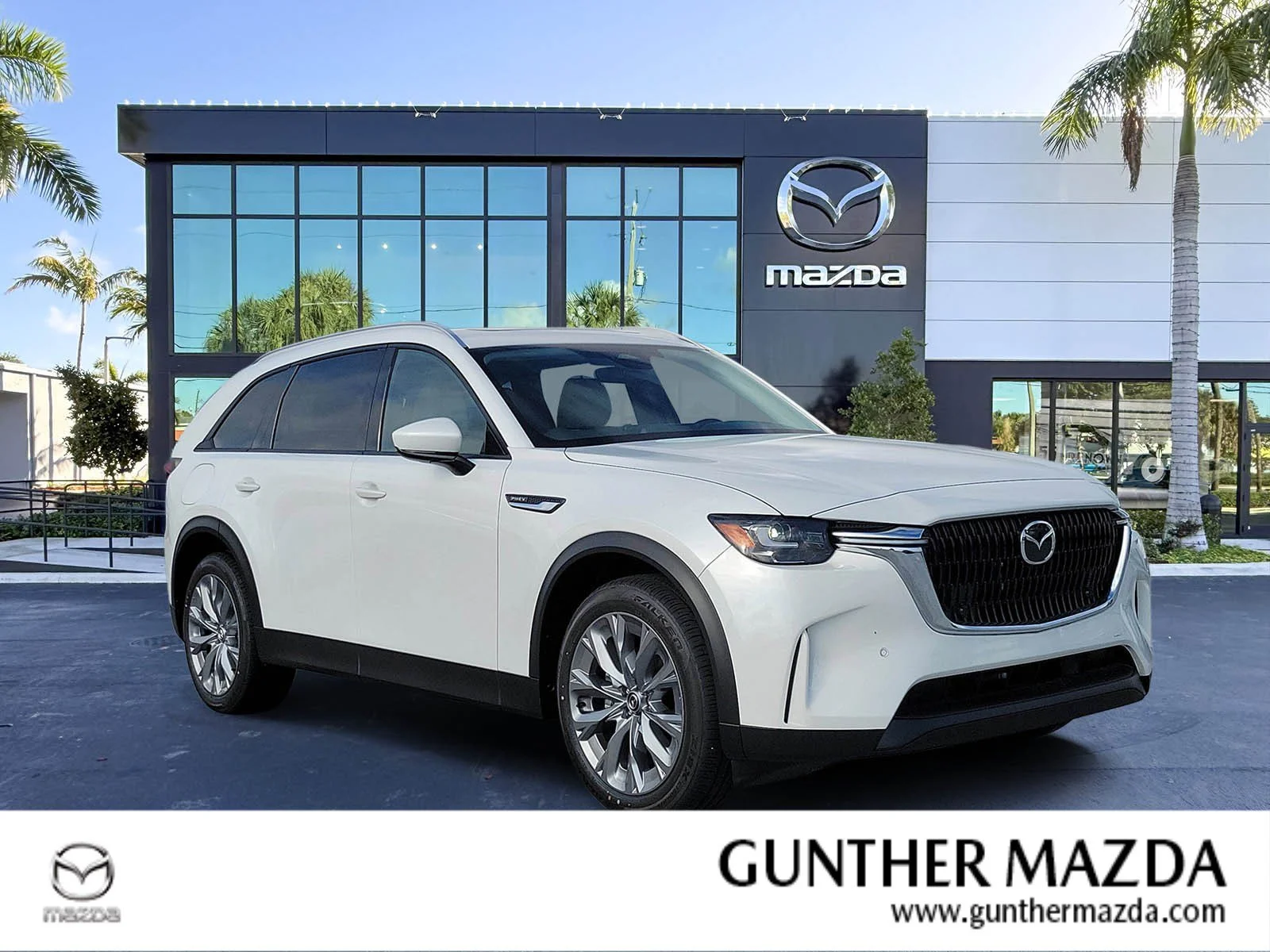 2026 Mazda CX-90 PHEV Preferred Package's photo