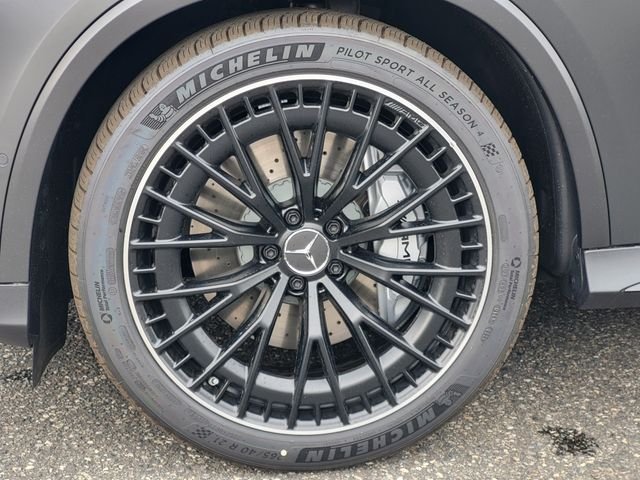 New 2026 MANUFAKTUR exclusive graphite grey magno Mercedes-Benz GLC 43 AMG® image 17