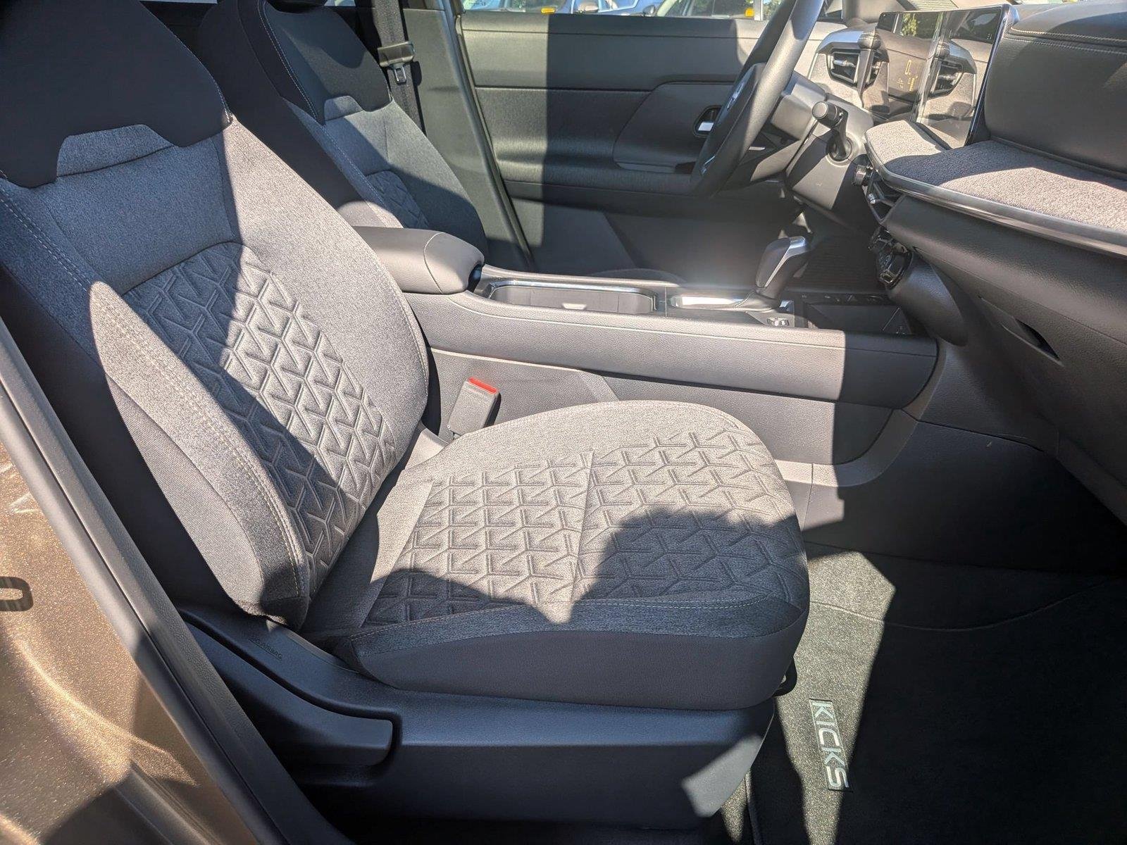 New 2027 Canyon Bronze Metallic Nissan SV image 35
