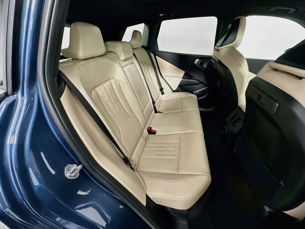 2026 BMW X3 30 - Photo 27