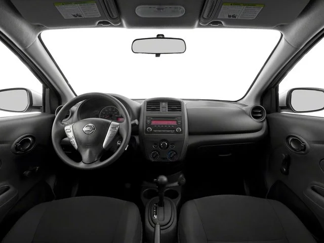Used 2018 Cayenne Red Nissan SV image 11