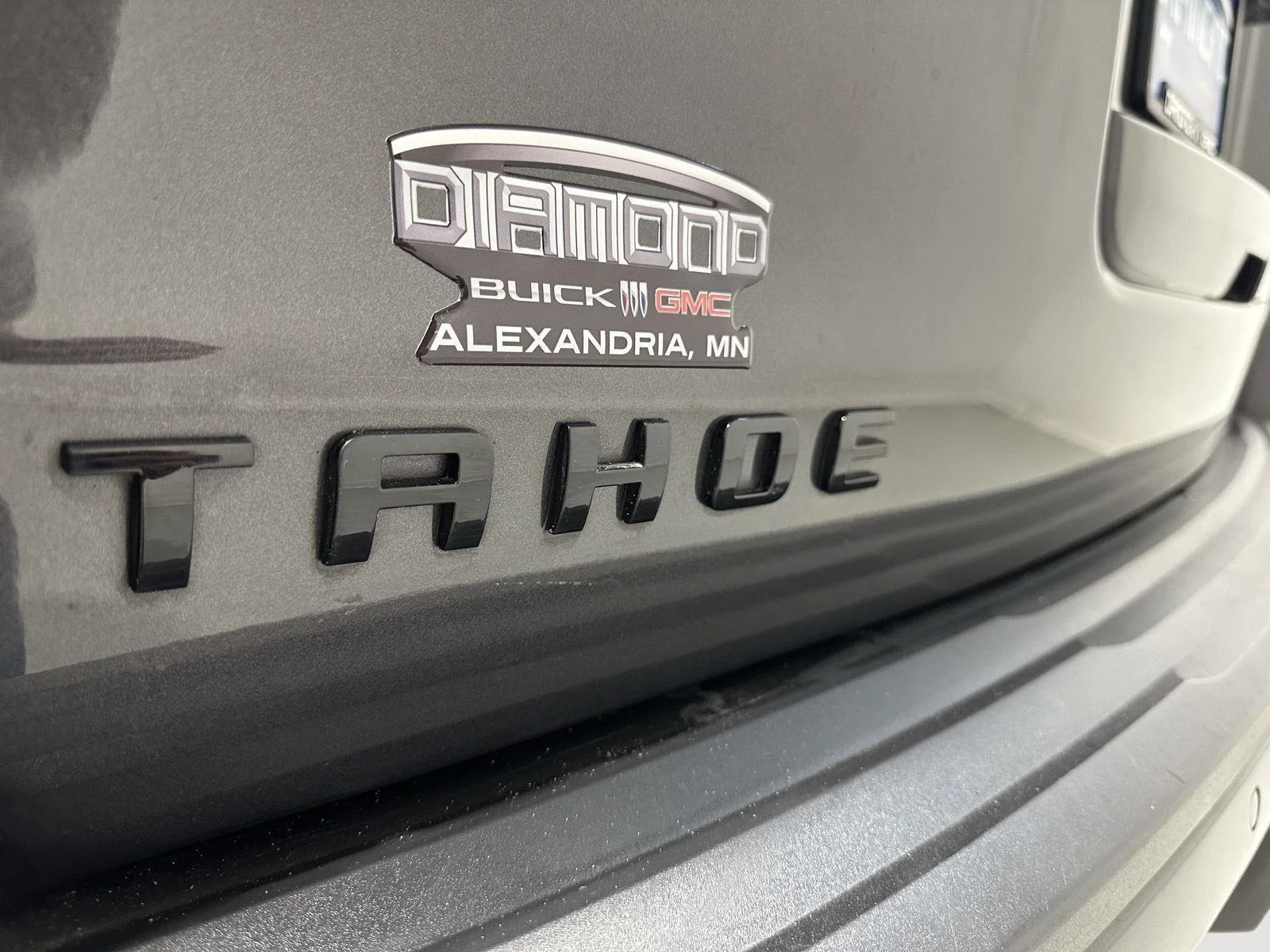 Used 2018 TUNGSTEN METALLIC Chevrolet Premier image 31