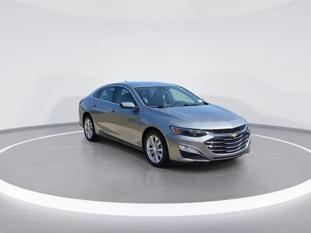Used 2025 Gray Chevrolet LT image 2