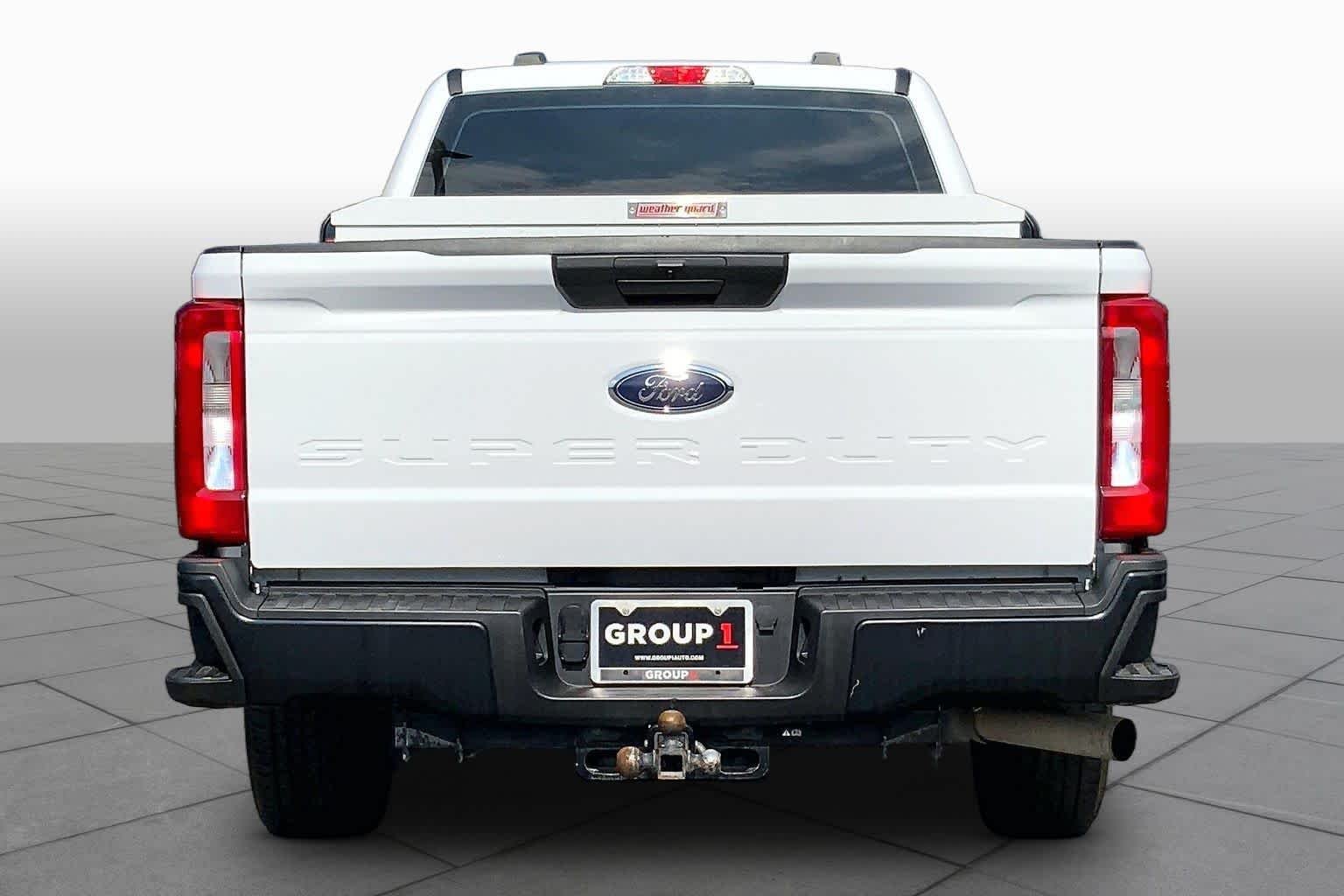 Used 2024 Oxford White Ford XL image 5