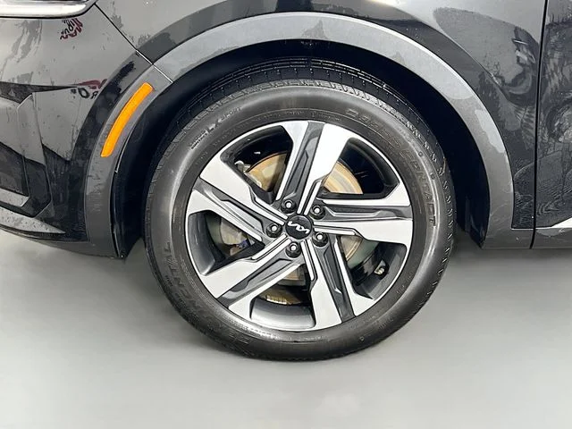 Used 2023 Black Kia EX image 10