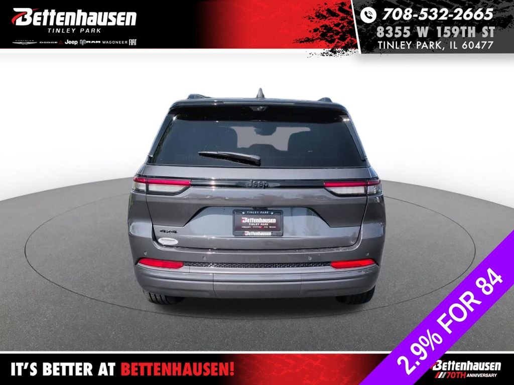New 2026 Baltic Gray Metallic Clear-Coat Exterior Paint Jeep Limited Reserve image 7