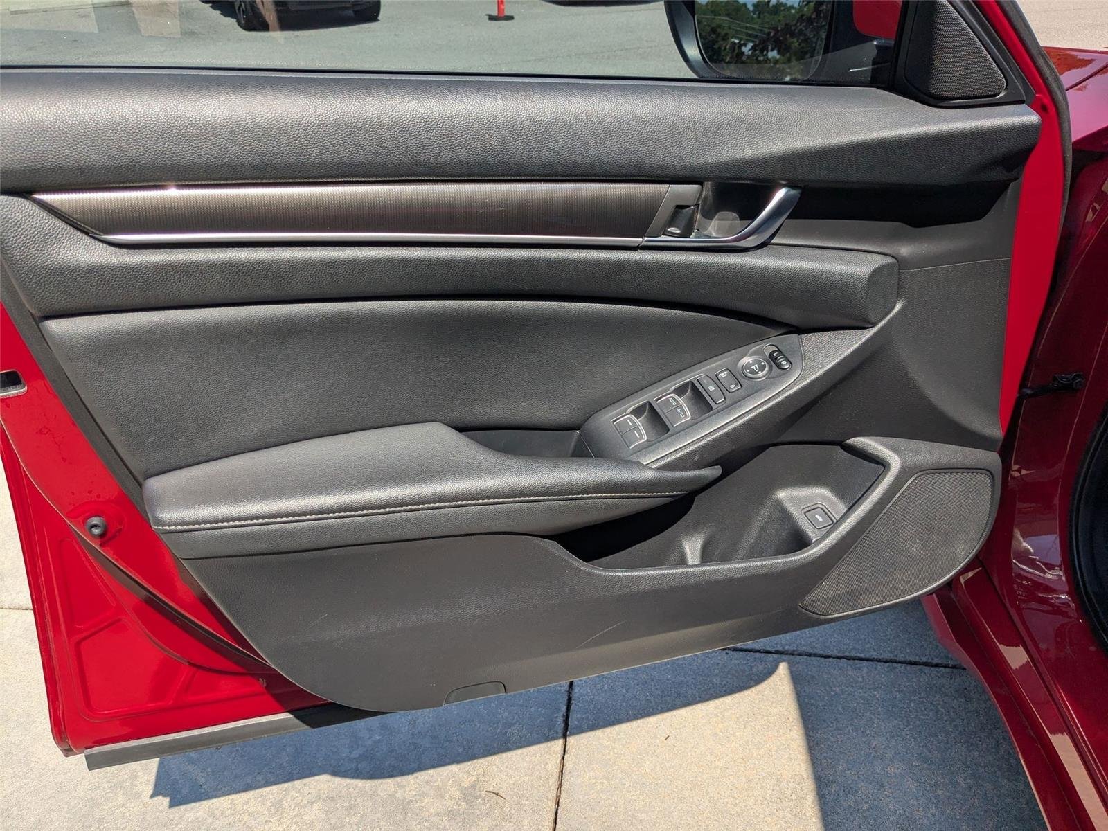 Used 2020 San Marino Red Honda Sport image 11