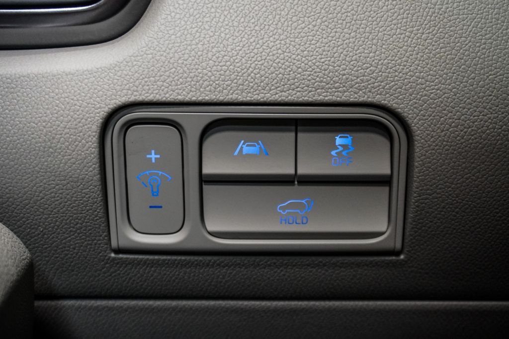 Used 2022 Gray Kia EX image 24