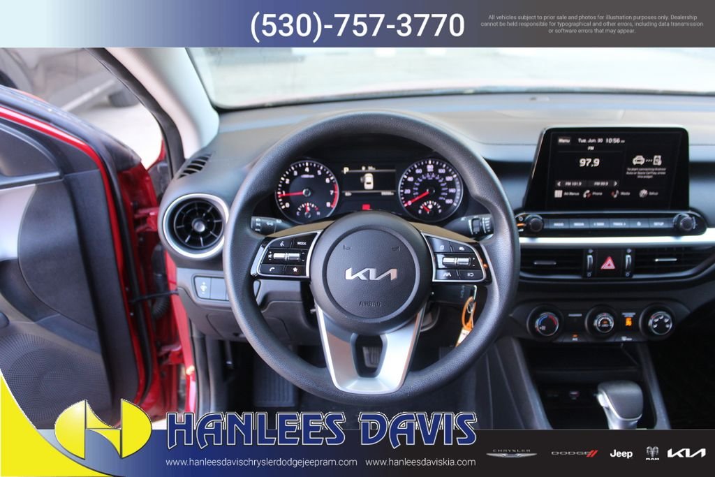 Used 2023 Red Kia LXS image 15