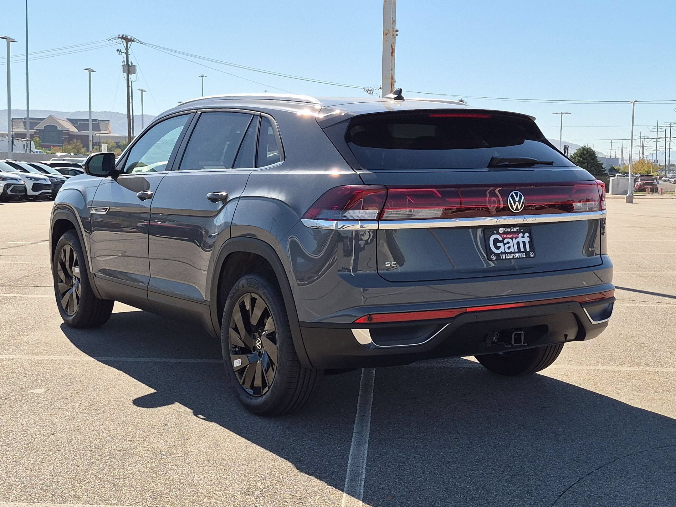 New 2026 Pure Gray Volkswagen 2.0T SE w/Technology image 5