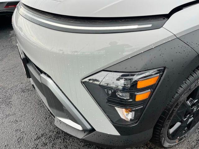 New 2026 Gray Hyundai SEL Sport FWD image 13