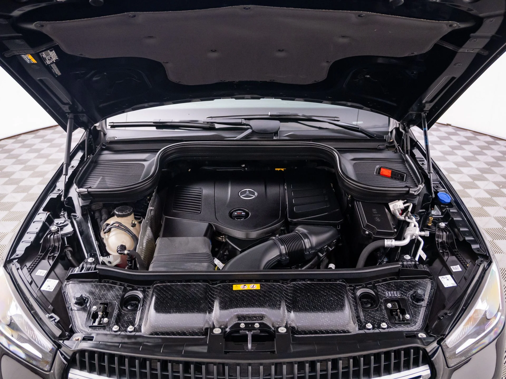 Used 2024 Black Mercedes-Benz GLE 350 image 33