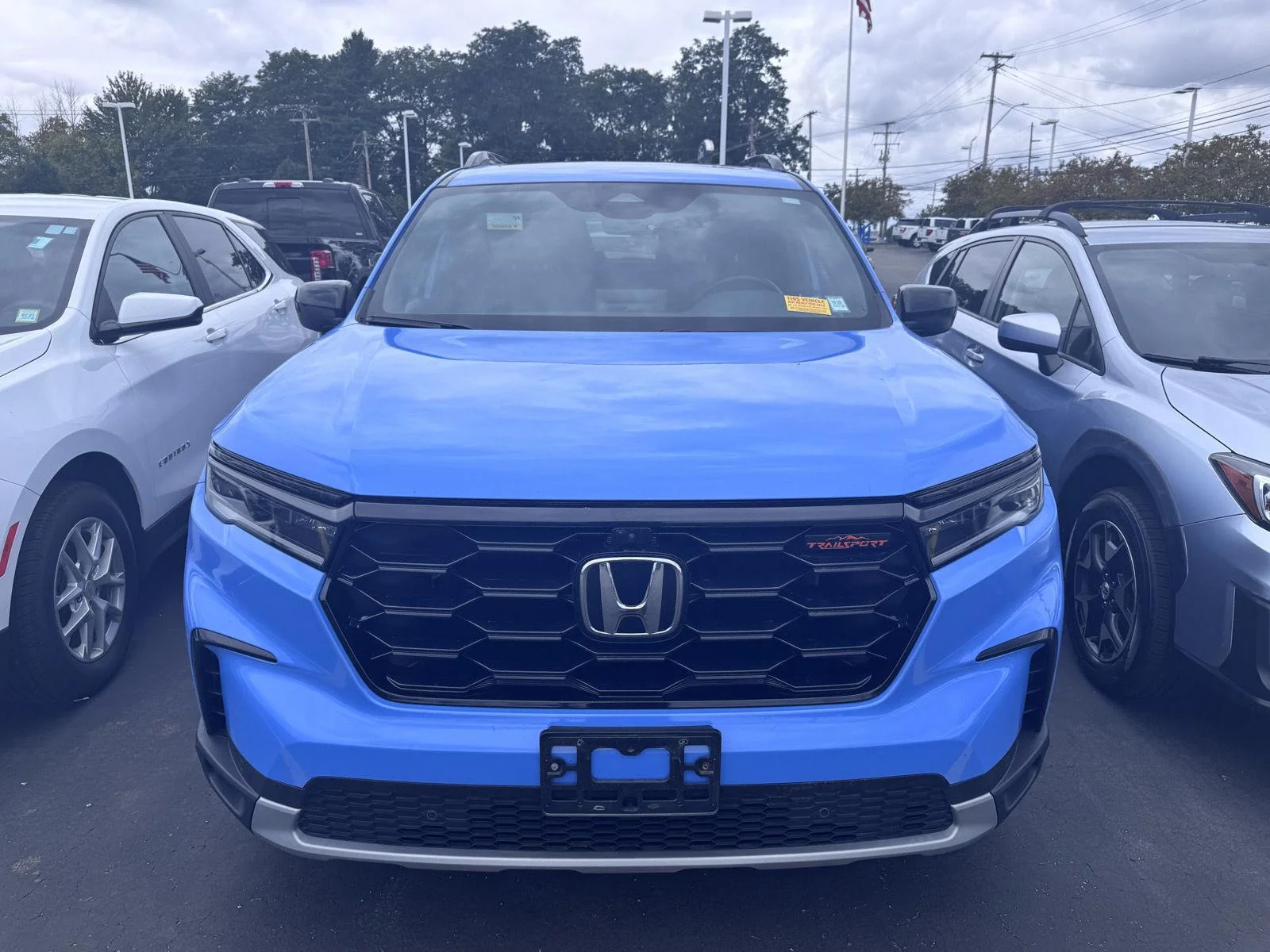 Used 2025 Diffused Sky Blue Pearl Honda TrailSport image 2