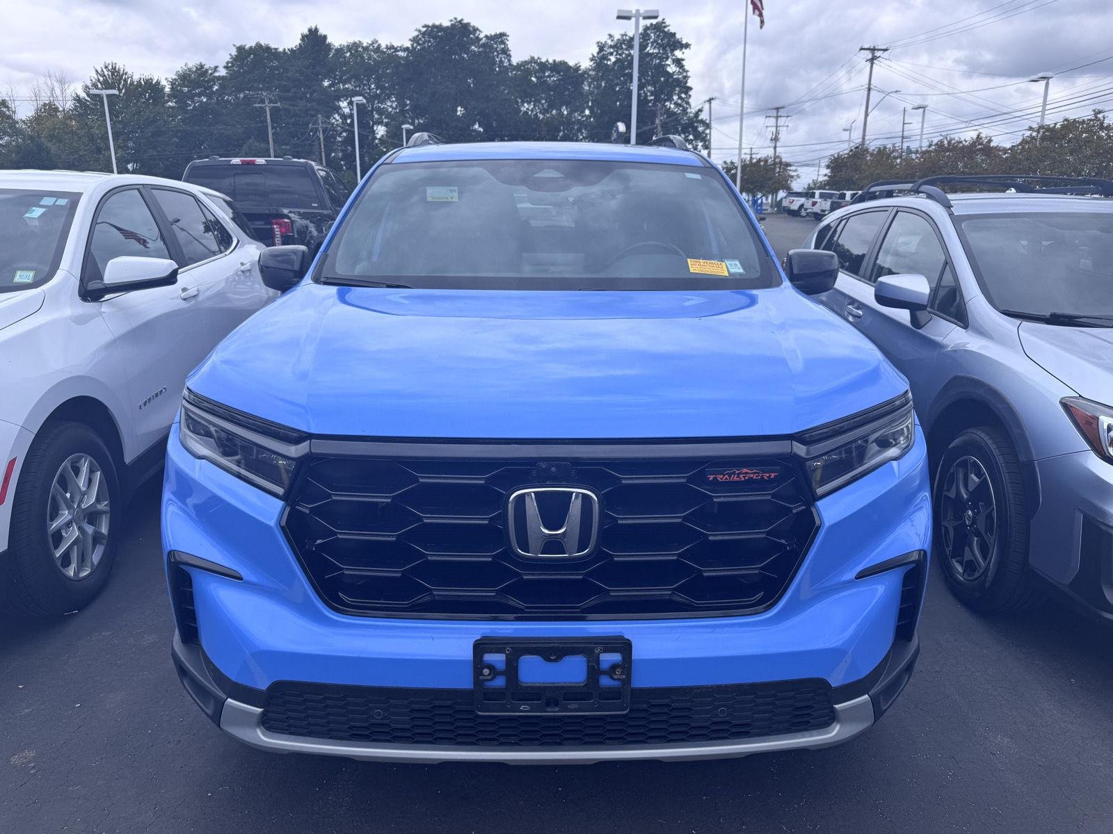 Used 2025 Diffused Sky Blue Pearl Honda TrailSport image 2