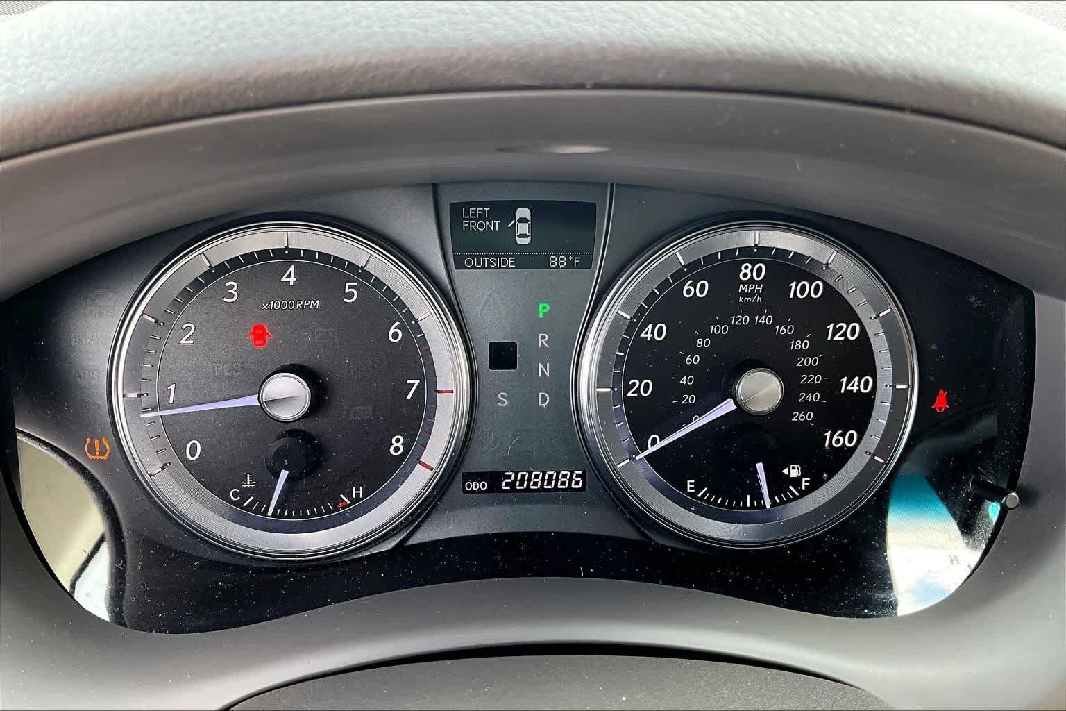 Used 2011 Starfire Pearl Lexus  image 22