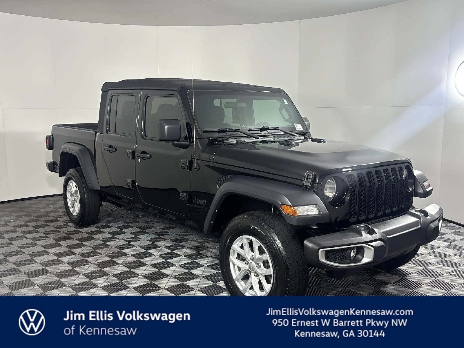 2023 Jeep Gladiator