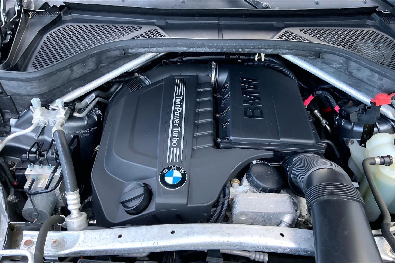 Used 2019 Space Gray Metallic BMW xDrive35i image 30