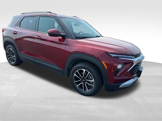Used 2025 Crimson Metallic Chevrolet LT image 9