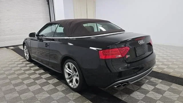 Used 2015 Black Audi Premium Plus image 5