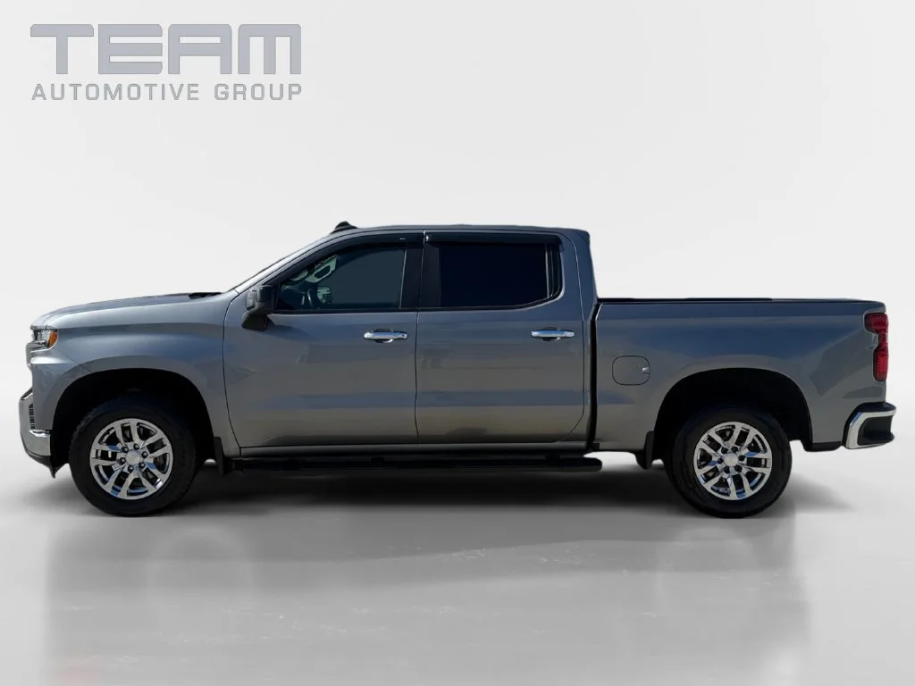 Used 2020 SATIN STEEL METALLIC Chevrolet LT image 4