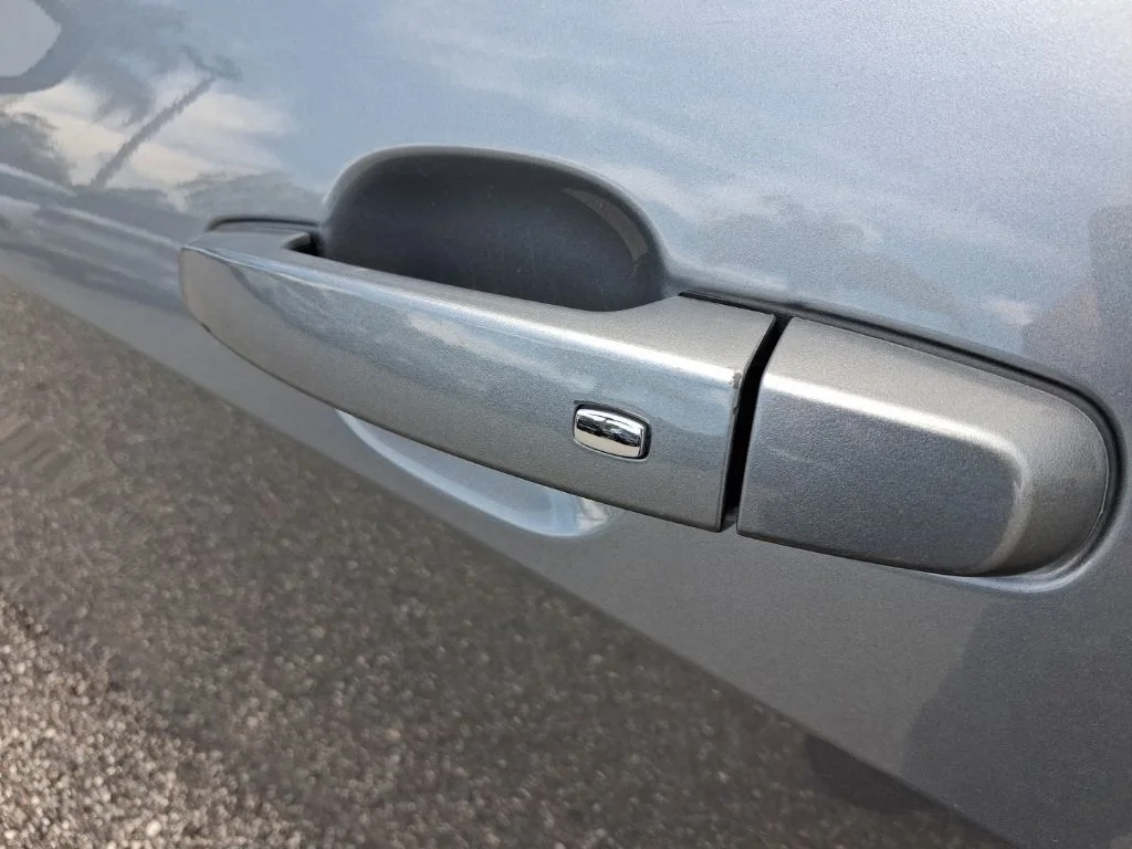 Used 2024 Gray Chevrolet LT image 17