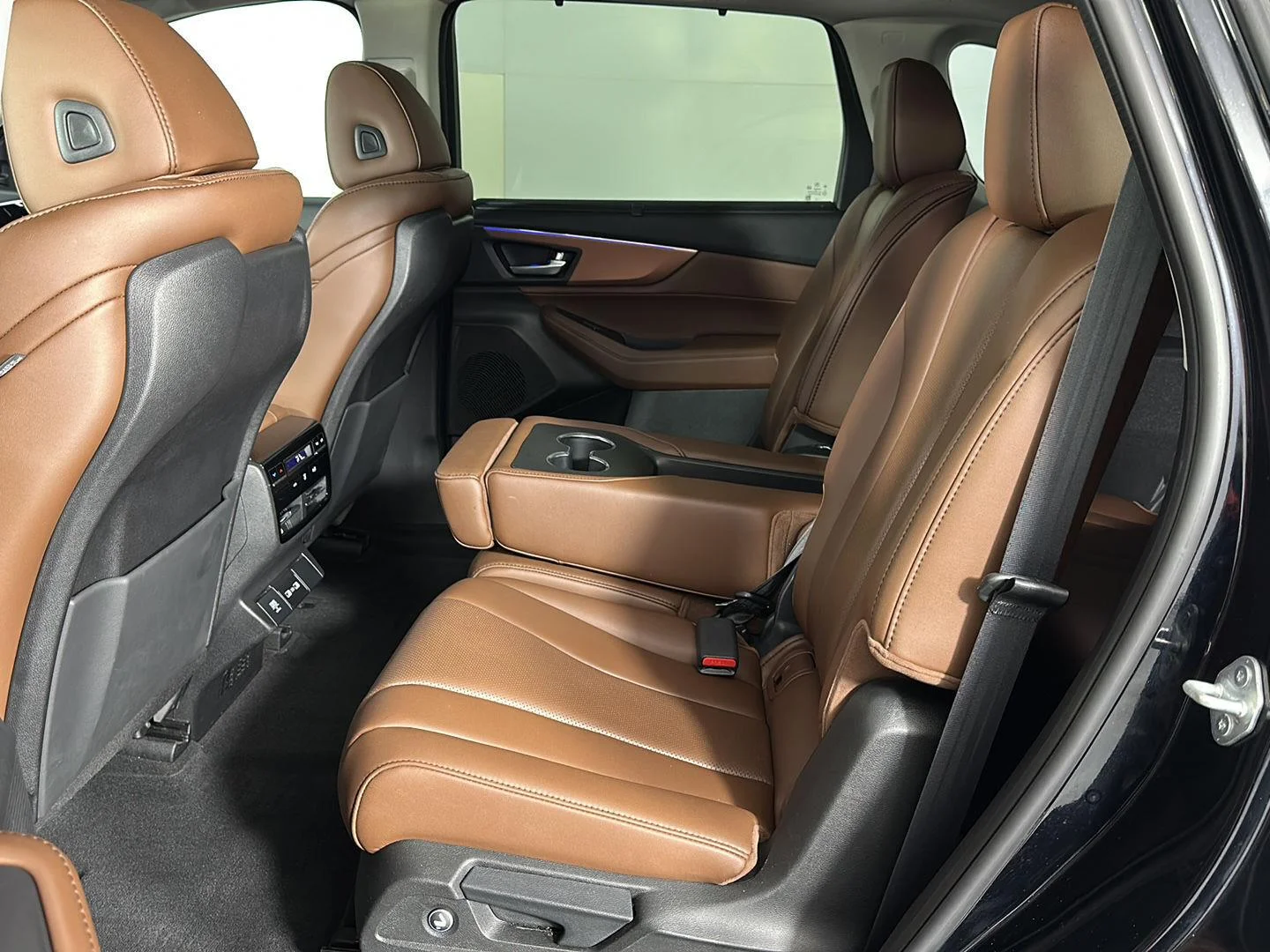 Used 2022 Majestic Black Pearl Acura SH-AWD w/Tech image 22