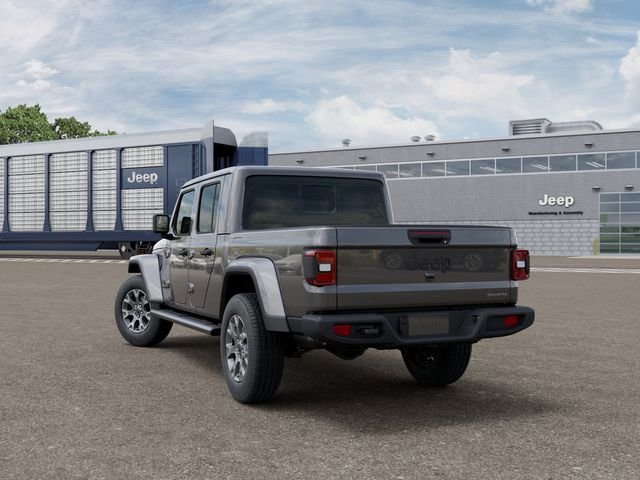 New 2026 Granite Crystal Metallic Clear-Coat Exterior Paint Jeep Sahara image 3