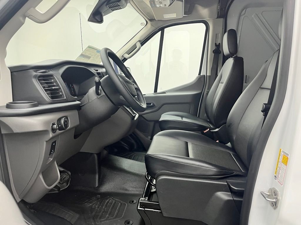 New 2026 White Ford Base image 20