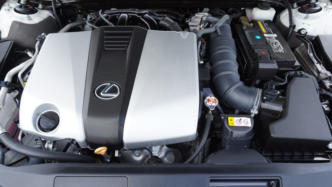 Certified Used 2021 White Lexus ES 350 image 35