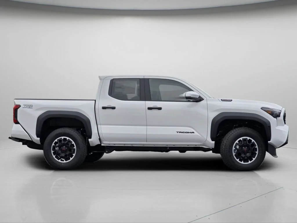 2025 Toyota Tacoma TRD Off Road - Photo 25