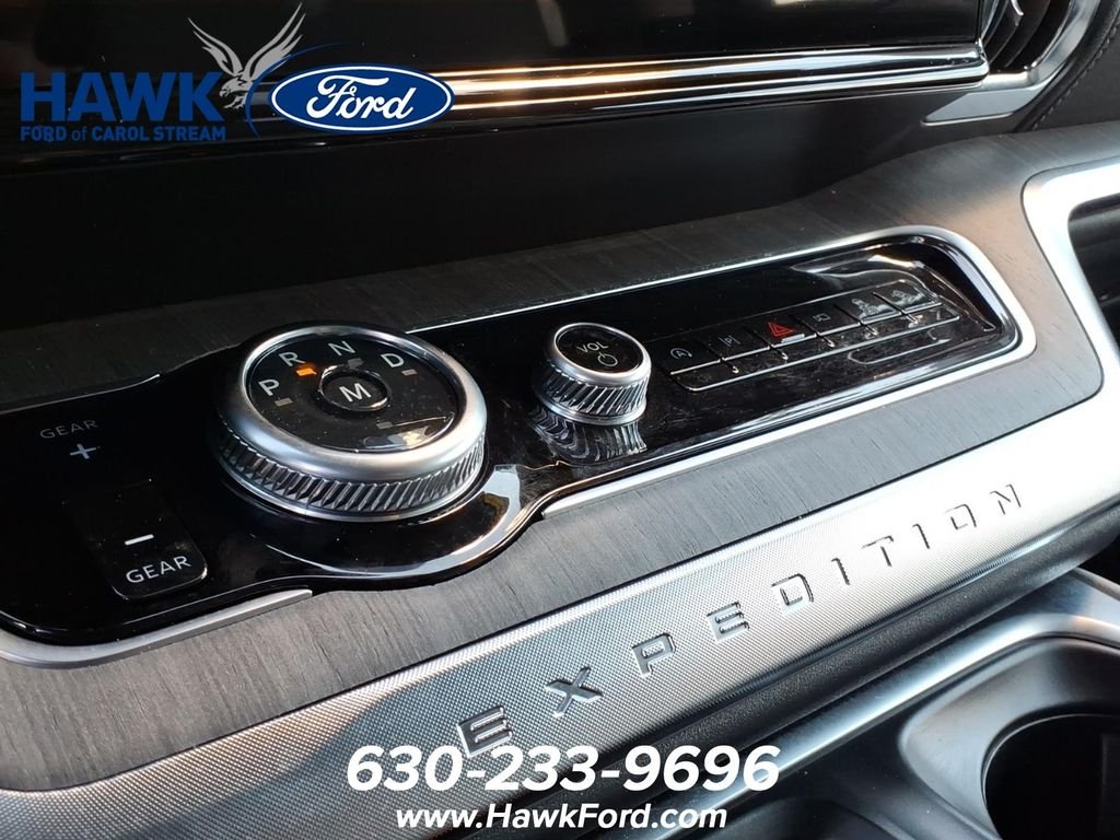 Used 2025 White Ford Platinum image 11