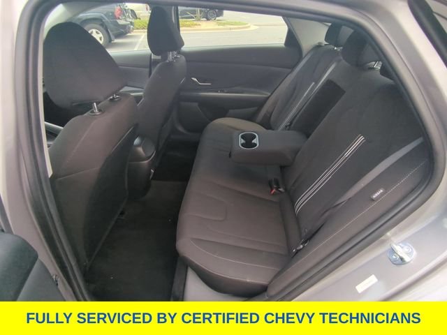 Used 2025 Silver Hyundai SEL Convenience image 40
