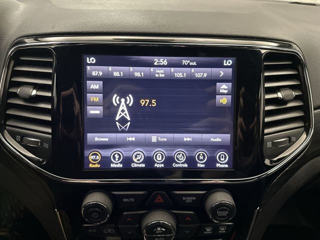 Used 2019 Red Jeep Altitude 4x4 image 15