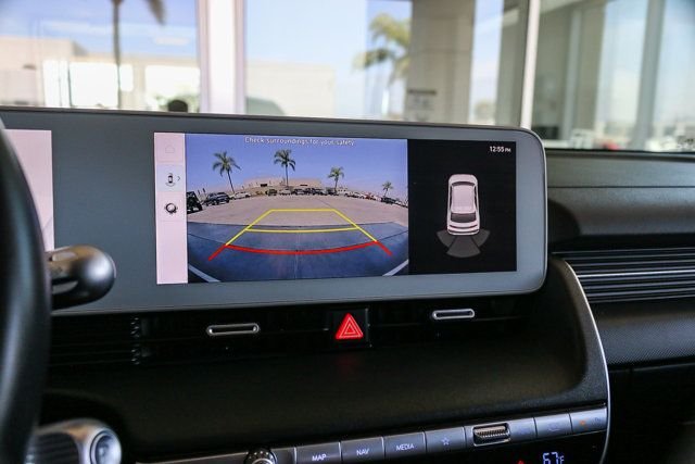 Certified Used 2024 Black Hyundai SE image 28