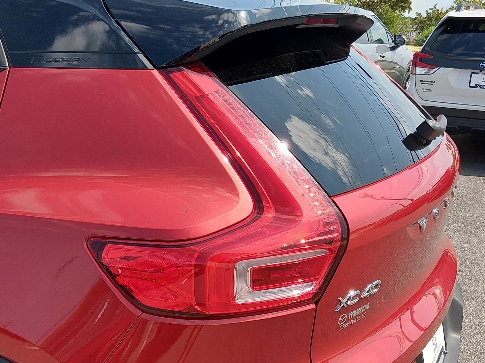 Used 2019 Fusion Red Metallic Volvo R-Design image 13