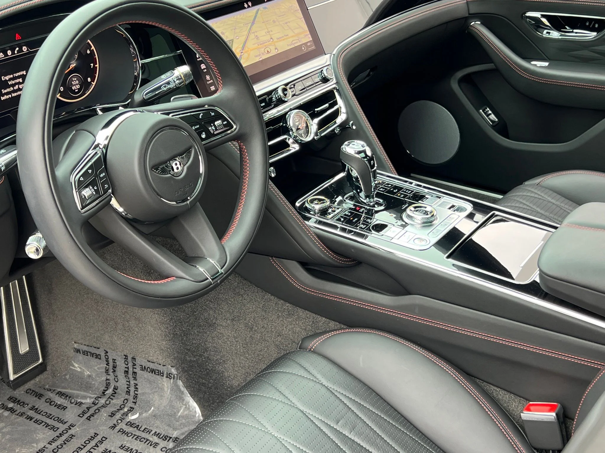 Used 2022 Black Bentley V8 image 34