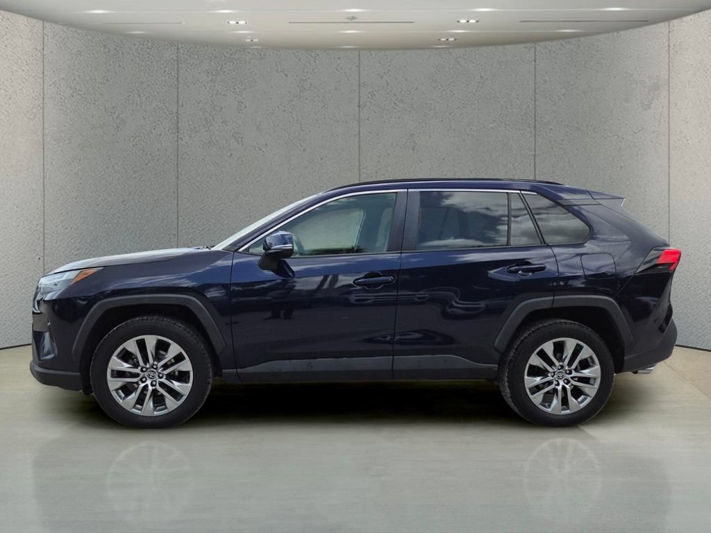 Used 2022 Blueprint Toyota XLE Premium image 9