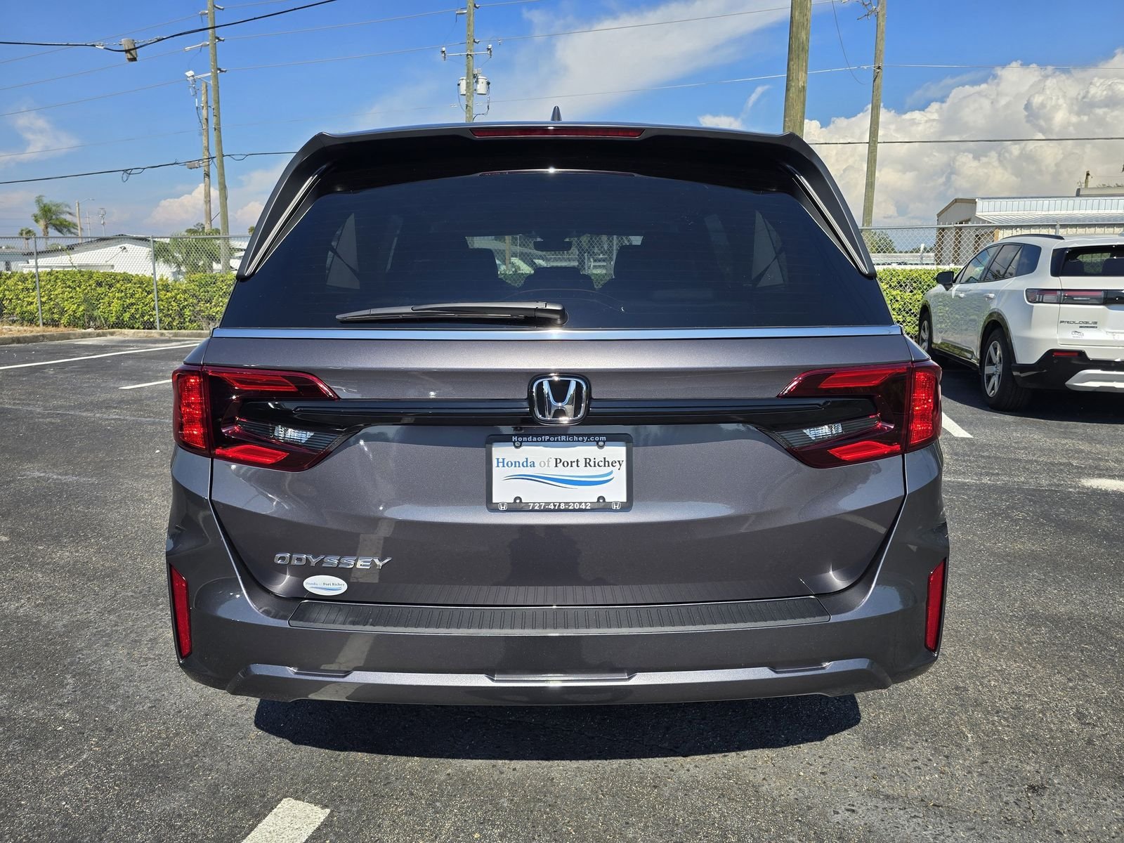 New 2026 Modern Steel Metallic Honda EX-L image 5