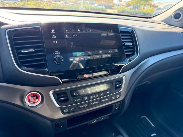 Used 2020 Platinum White Pearl Honda EX-L image 24