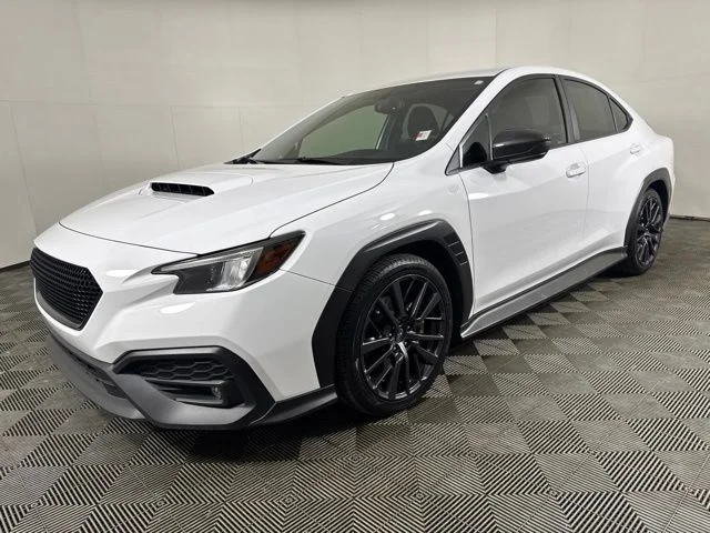 Used 2023 Ceramic White Subaru Premium image 8