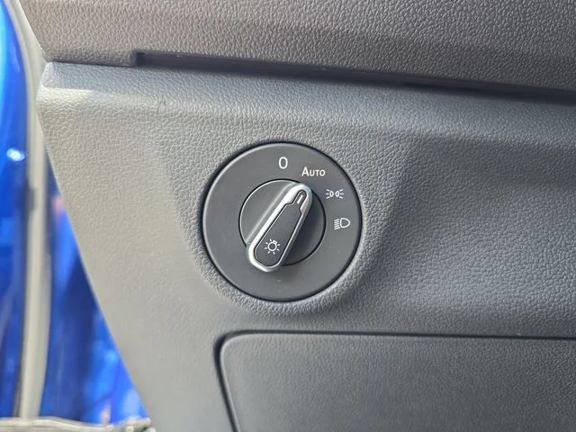 2024 Volkswagen Jetta SE - Photo 22
